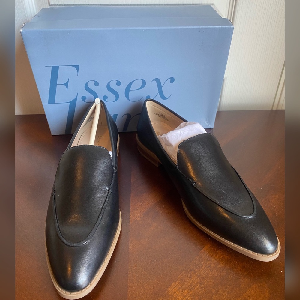 Essex lane black leather woman’s shoes - Picture 3 of 3